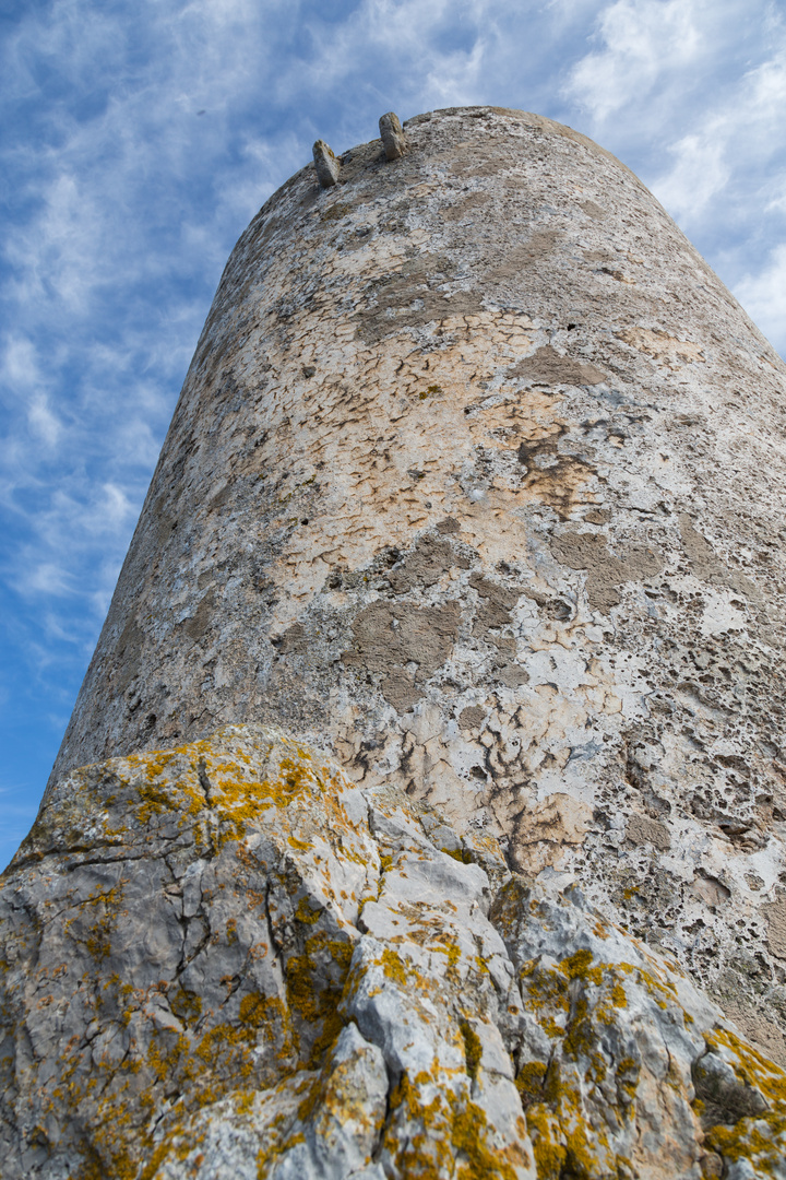 Steinturm auf Stein