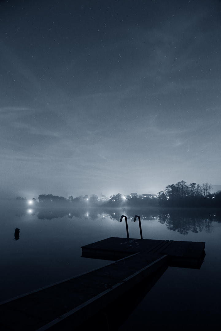 Steisslinger See bei Nacht