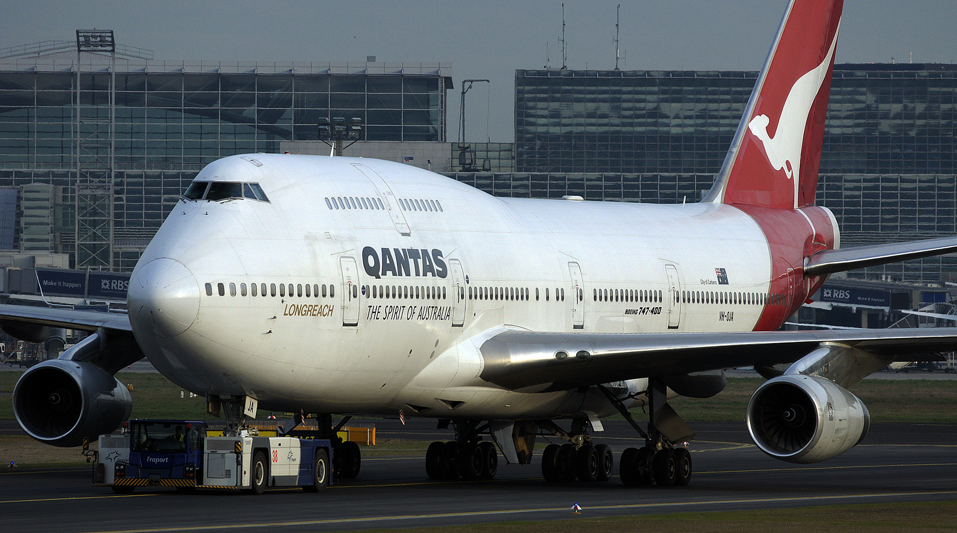 Stellt Qantas die Flugverbindung nach Frankfurt jetzt ein oder nicht ?