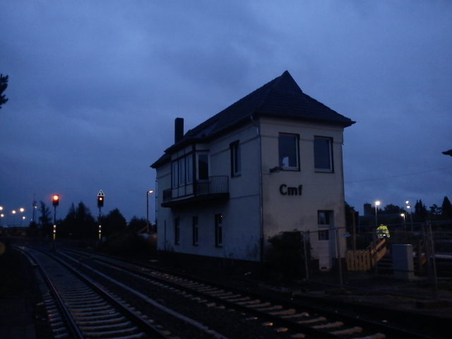 Stellwerk im Morgengrauen