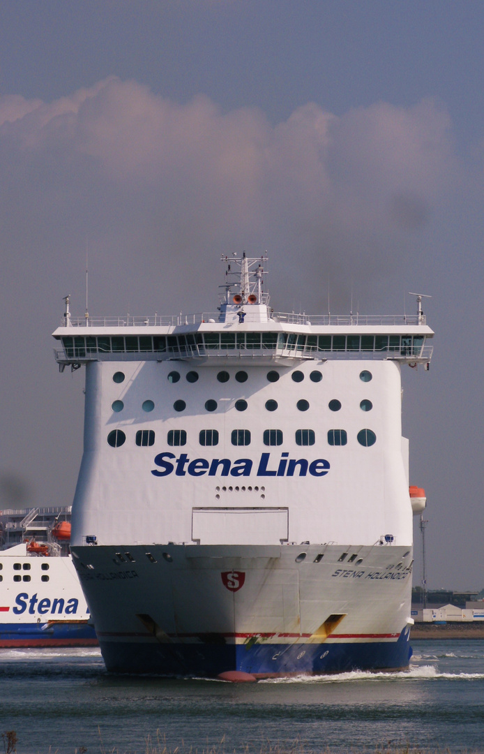 Stena Hollandica