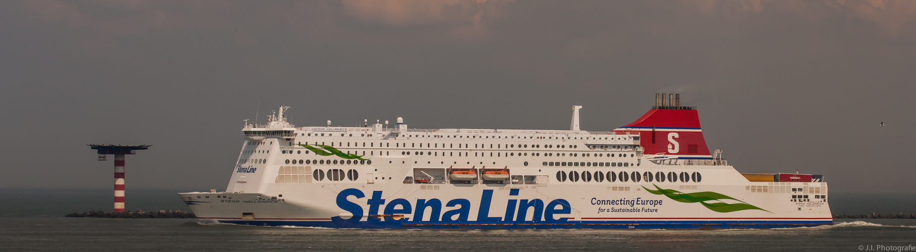 STENA HOLLANDICA