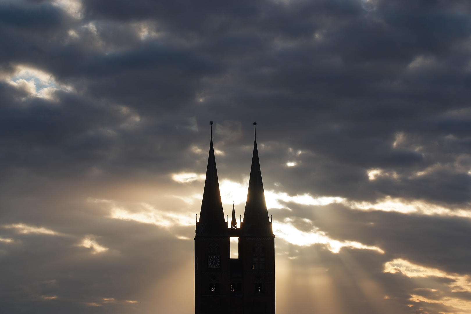 Stendal - Himmel über Marienkirche 4