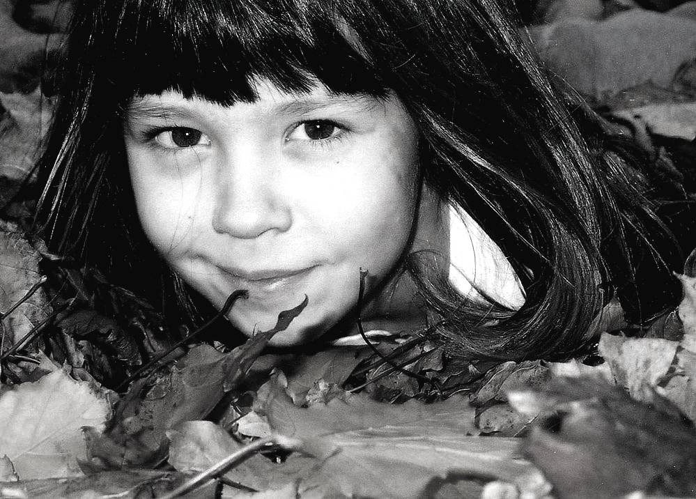 Stephanie in b&w