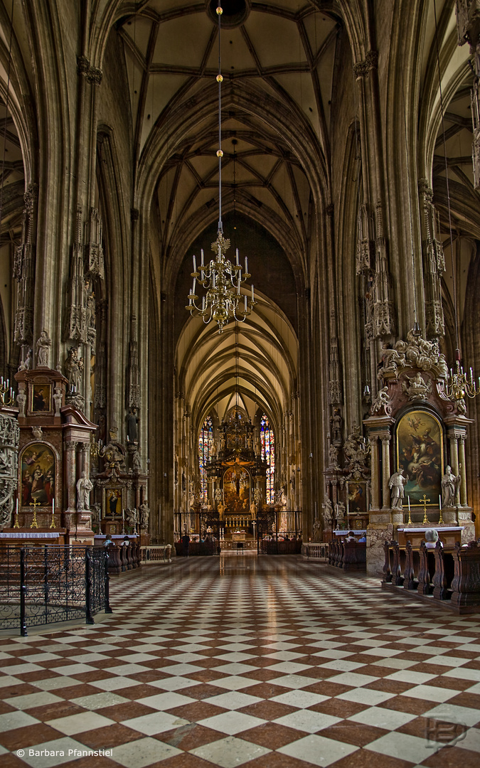 Stephansdom Mittelschiff