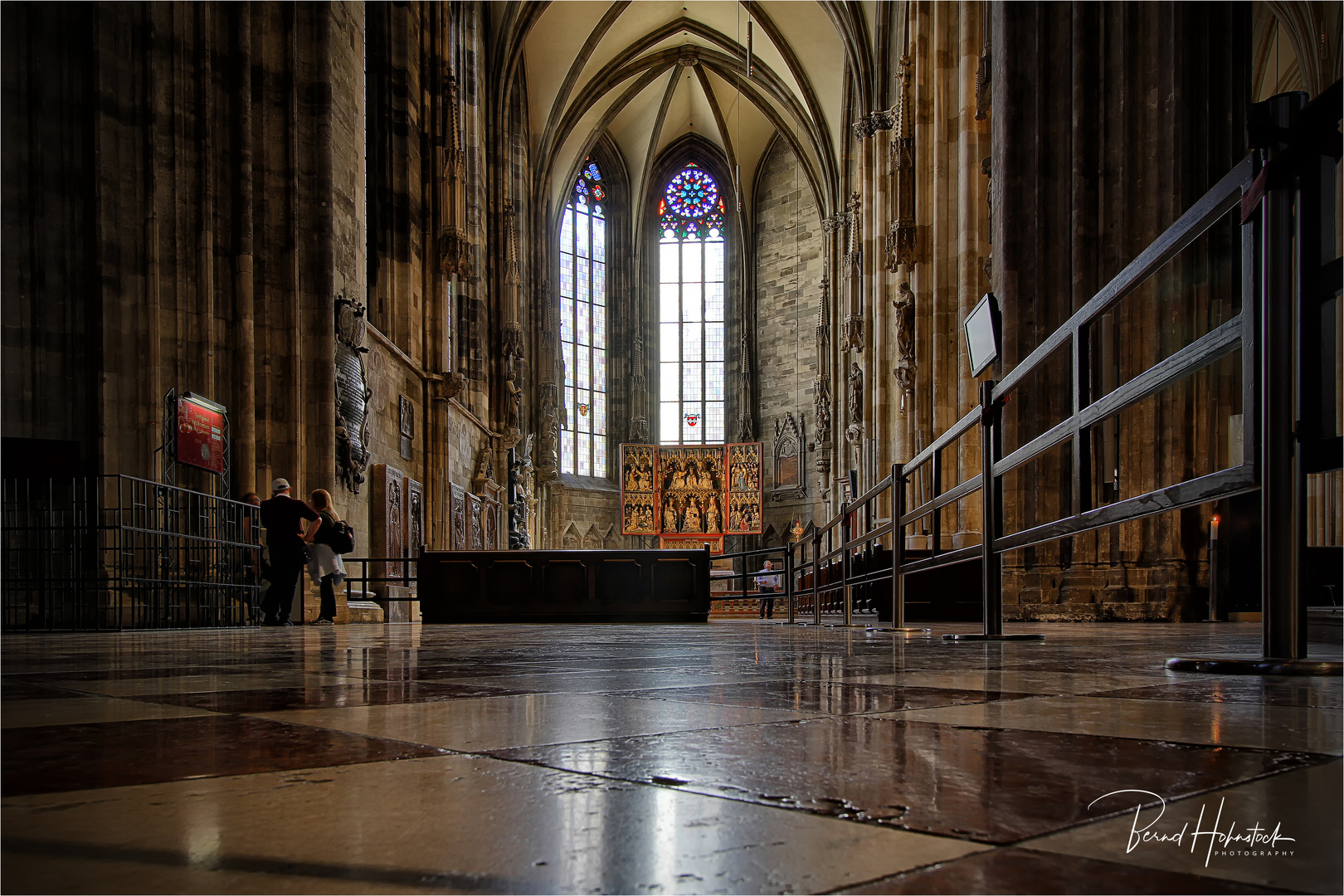  Stephansdom zu Wien ...