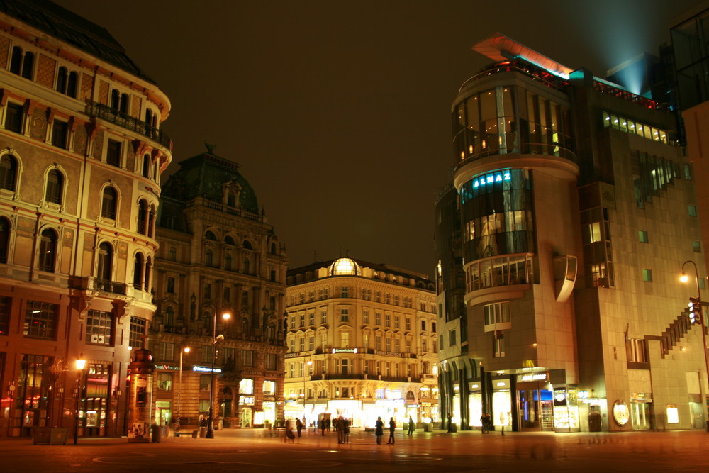 Stephansplatz Wien Foto & Bild | architektur, architektur bei nacht ...