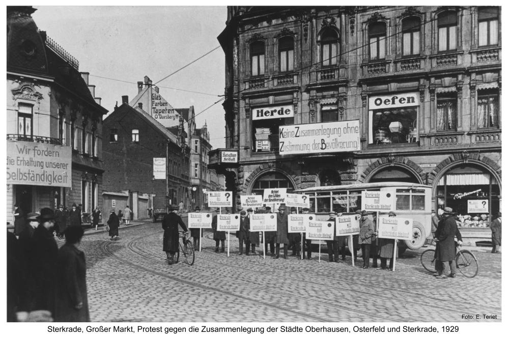 Sterkrade, Großer Markt, Protest gegen die Fusion der Städte Oberhausen, Osterfeld und Sterkrade