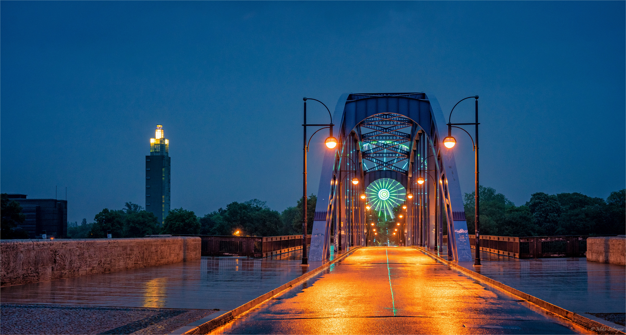 Sternbrücke mit Riesenrad