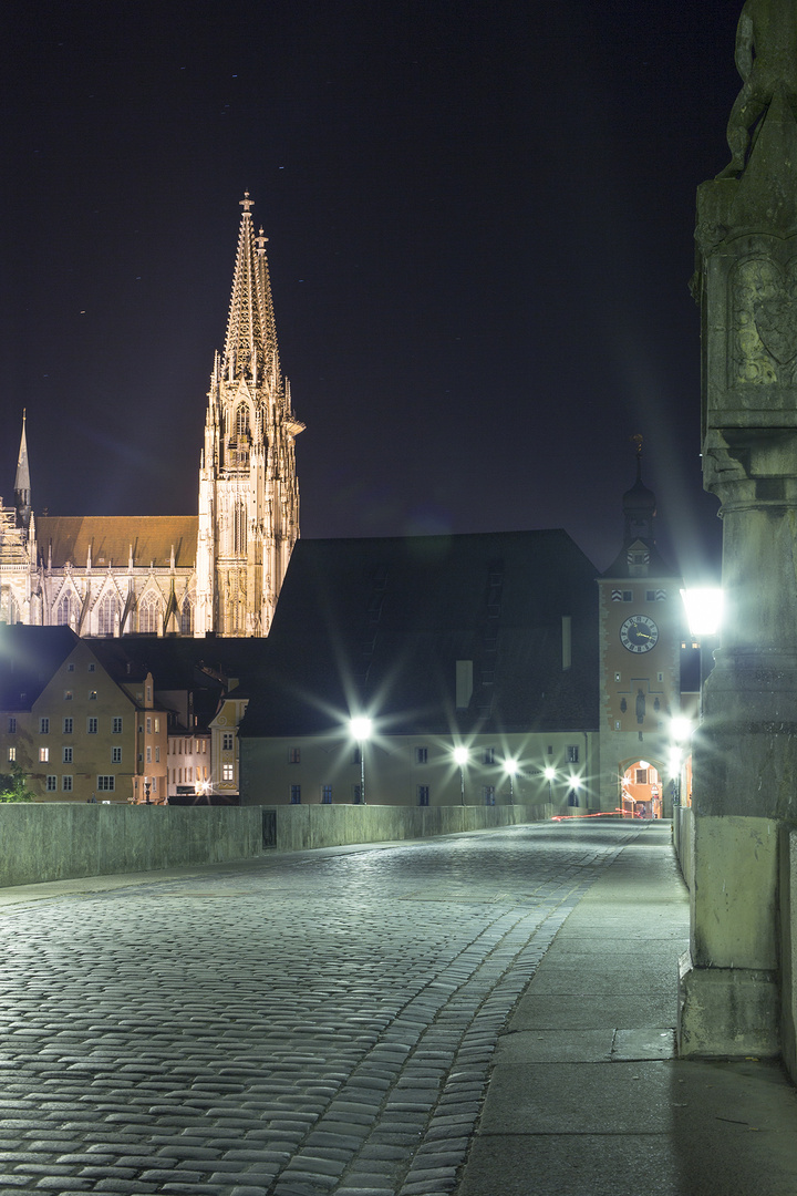 Sterne auf der Steinernen Brücke