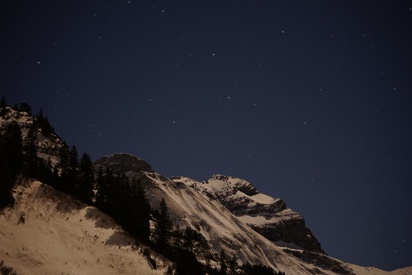 Sterne über den Alpen