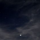 Sternenhimmel mit Jupiter und einem sichtbaren Jupitermond