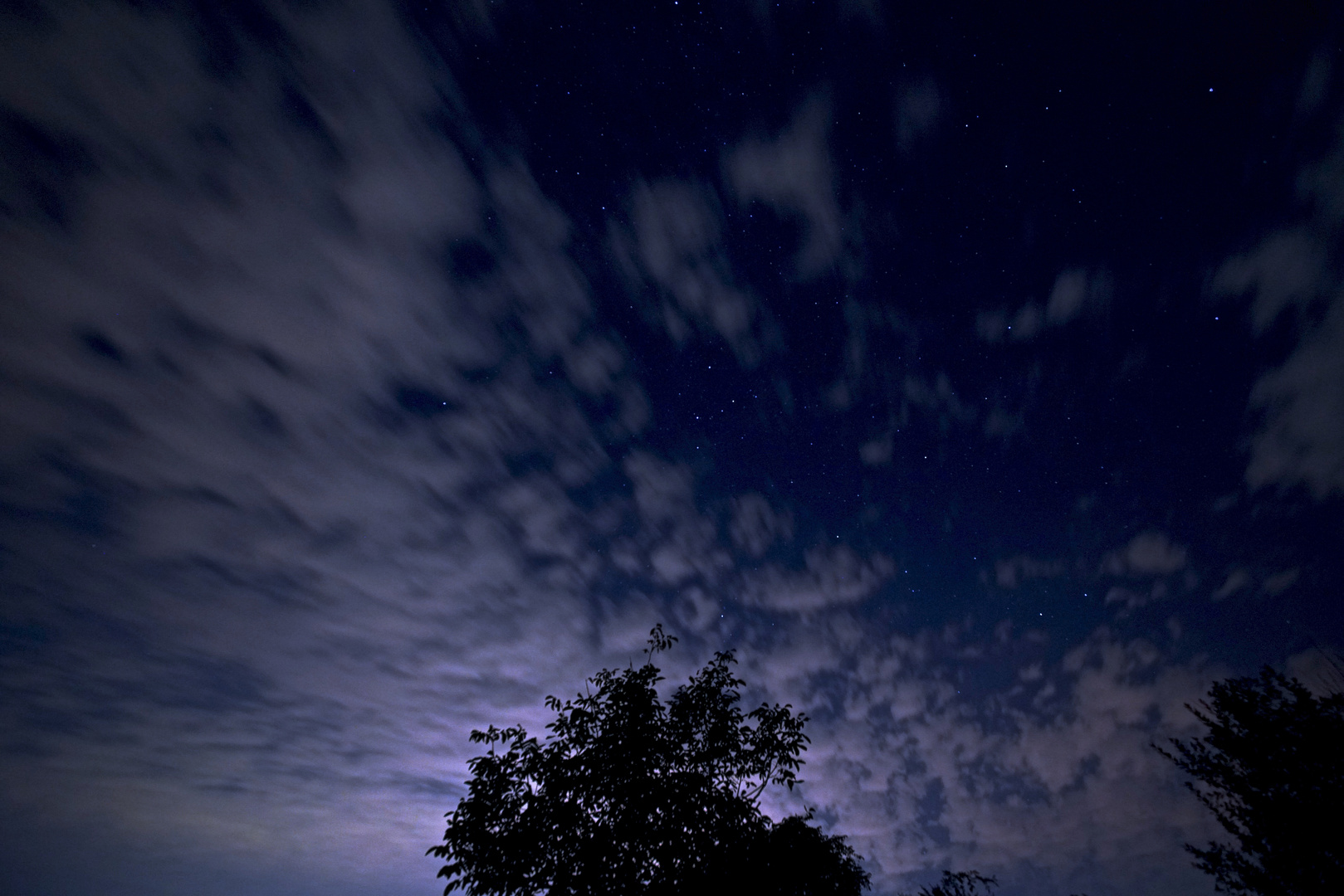 sternenhimmel mit wolken