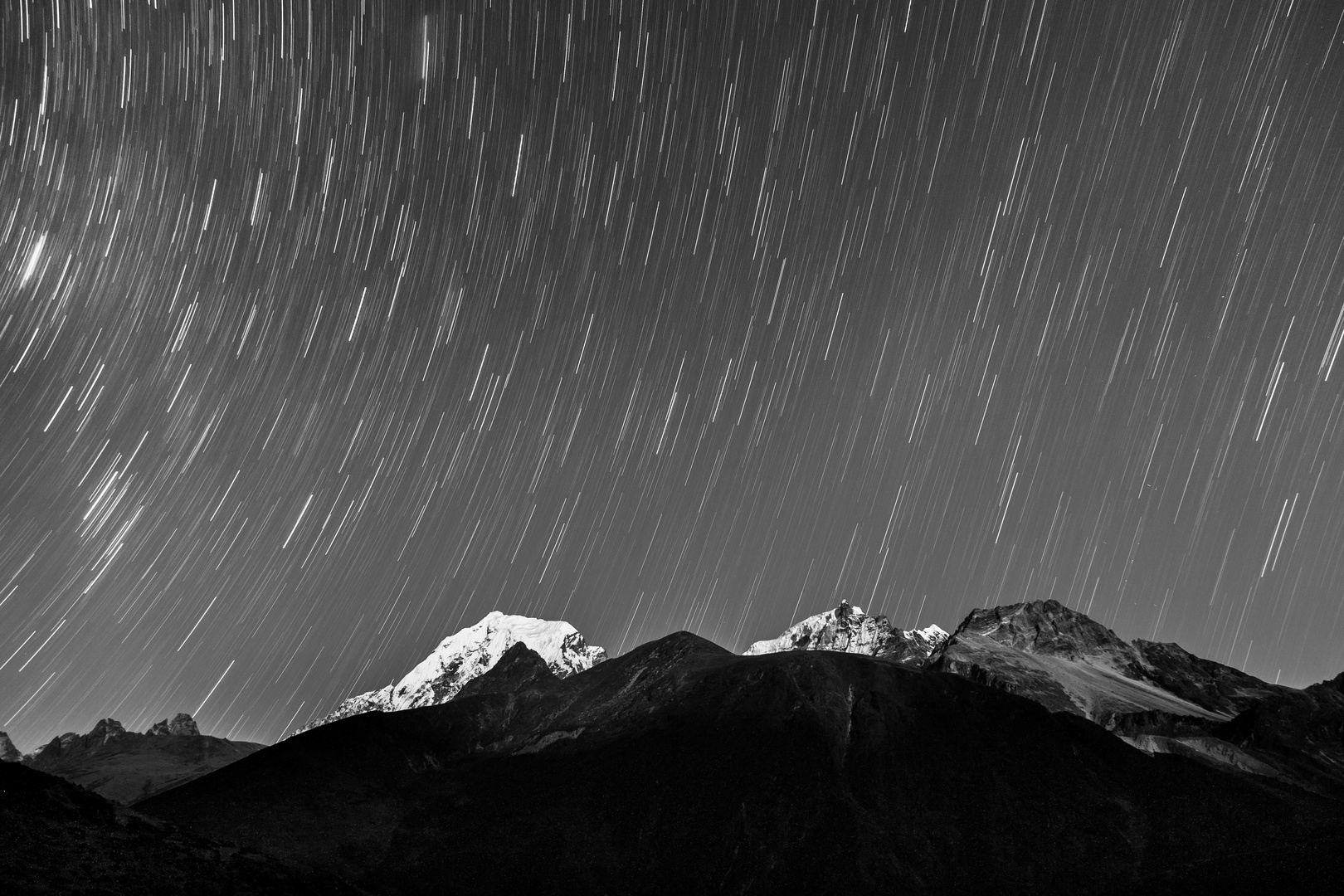 Sternenhimmel über dem Cholatse