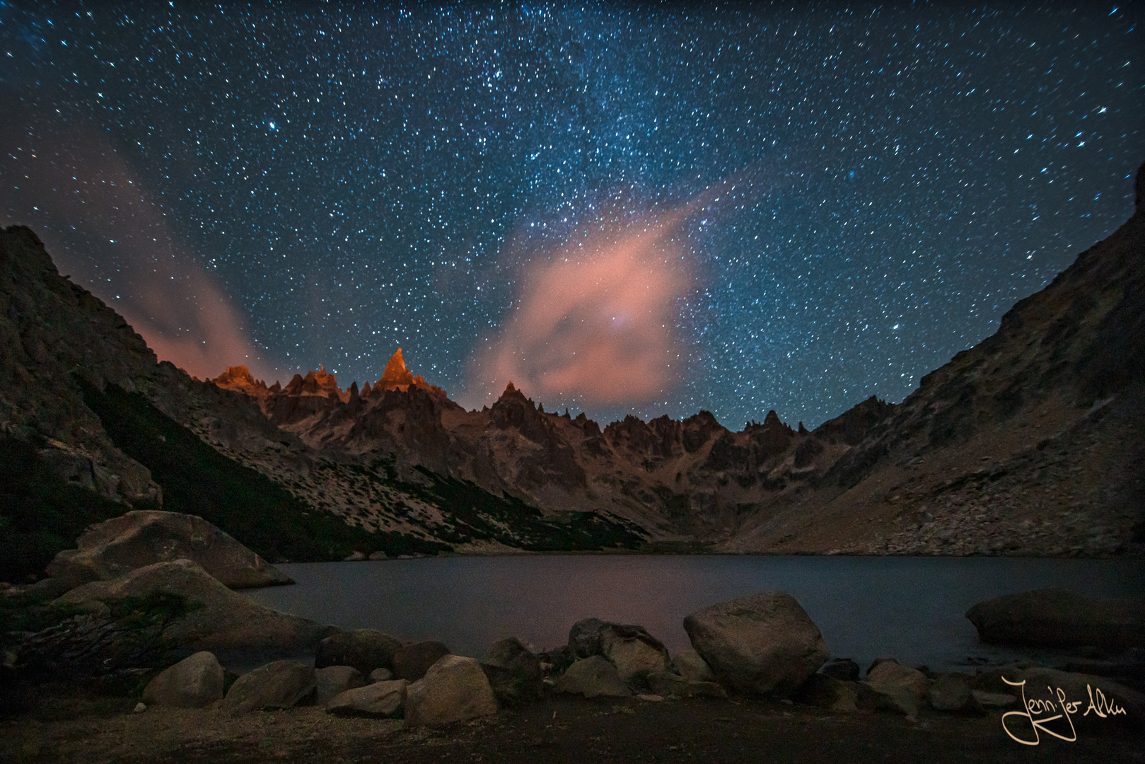 Sternenhimmel über der Laguna Toncek (Refugio Frey) in der Nähe von Bariloche