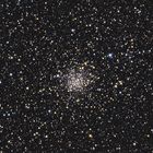 Sternhaufen M71 im Pfeil