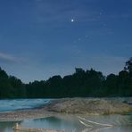 Sternhimmel über Isar-Stromschnelle