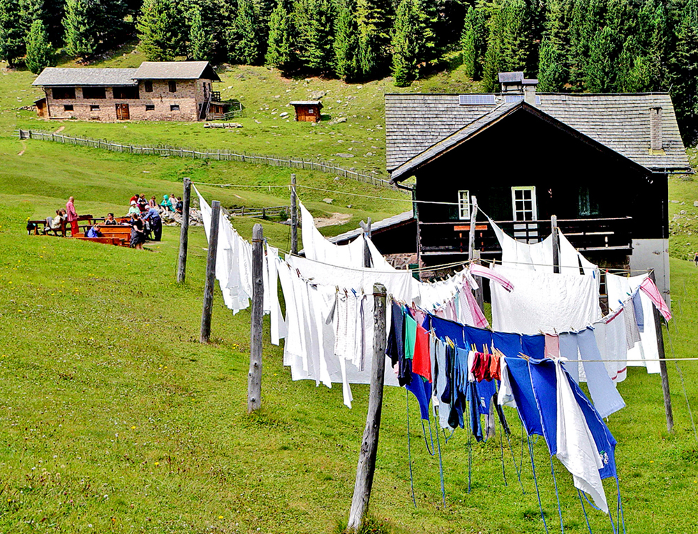 Stesa al rifugio Brogles