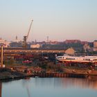 Stettin - Blick auf alte Hafenanlagen und dahinter die Stadt