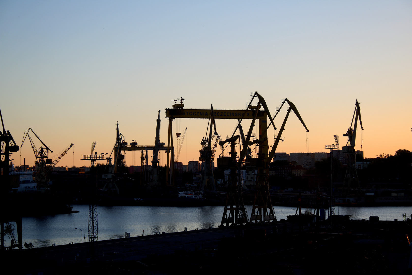 Stettiner Hafen im Abendlicht 1