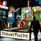 Steuerflucht - Fackelzug in Neuss