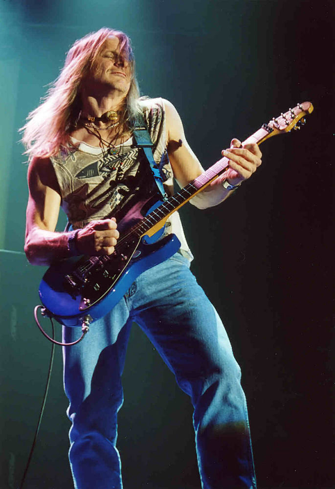 Steve Morse am 19.011.03 in Saarbrücken