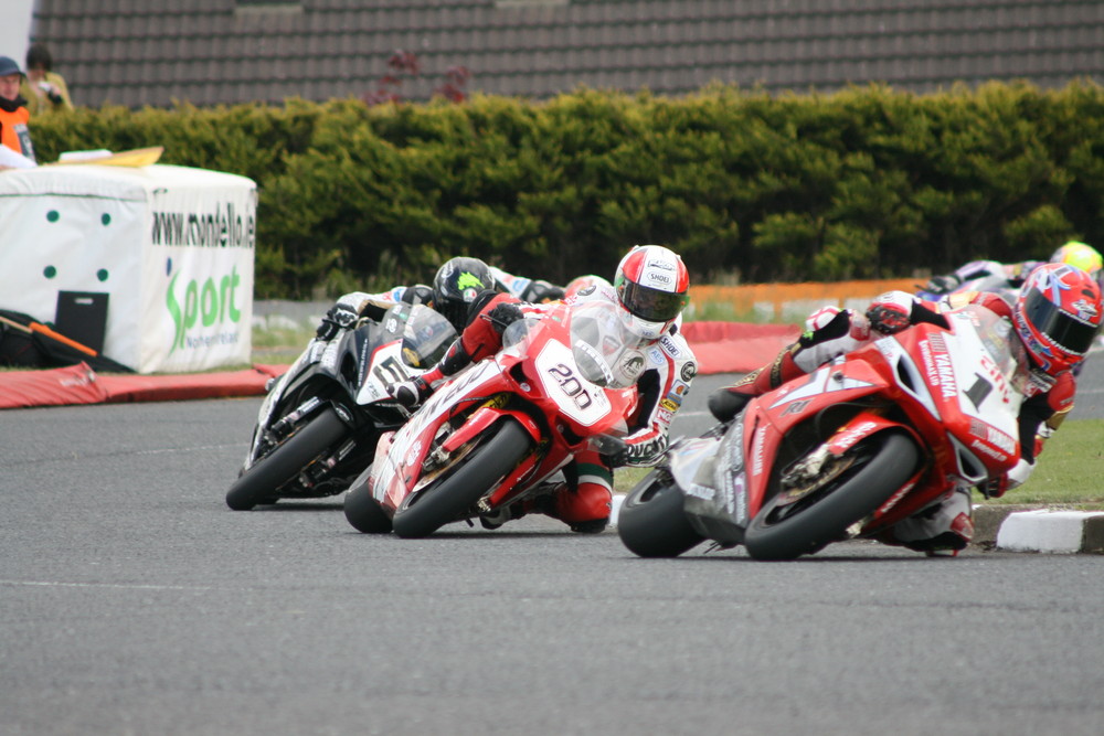 Steve Plater #1, Michael Rutter #200, Bruce Anstey #5