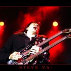 STEVE VAI.............