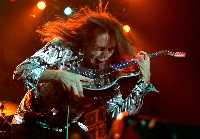 Steve Vai in Action
