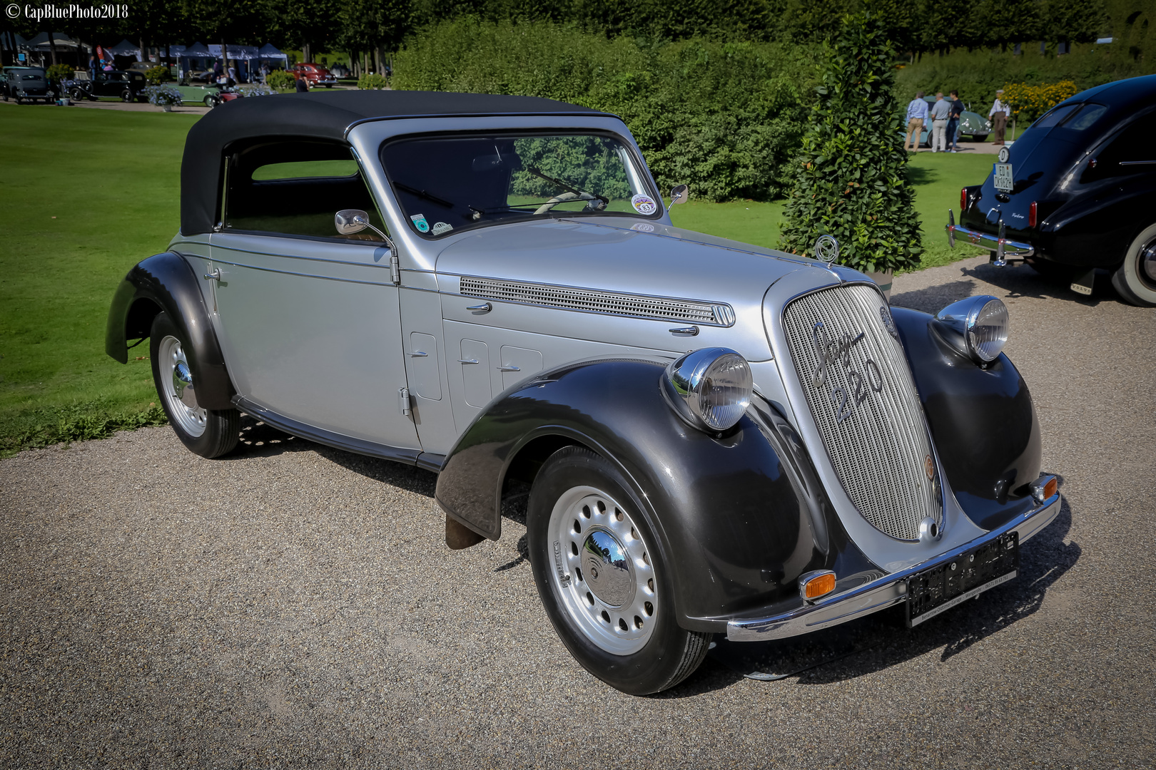 Steyr 220 Werkscabriolet 2-Fenster  A 1938 bei den Classic Cars Schwetzingen