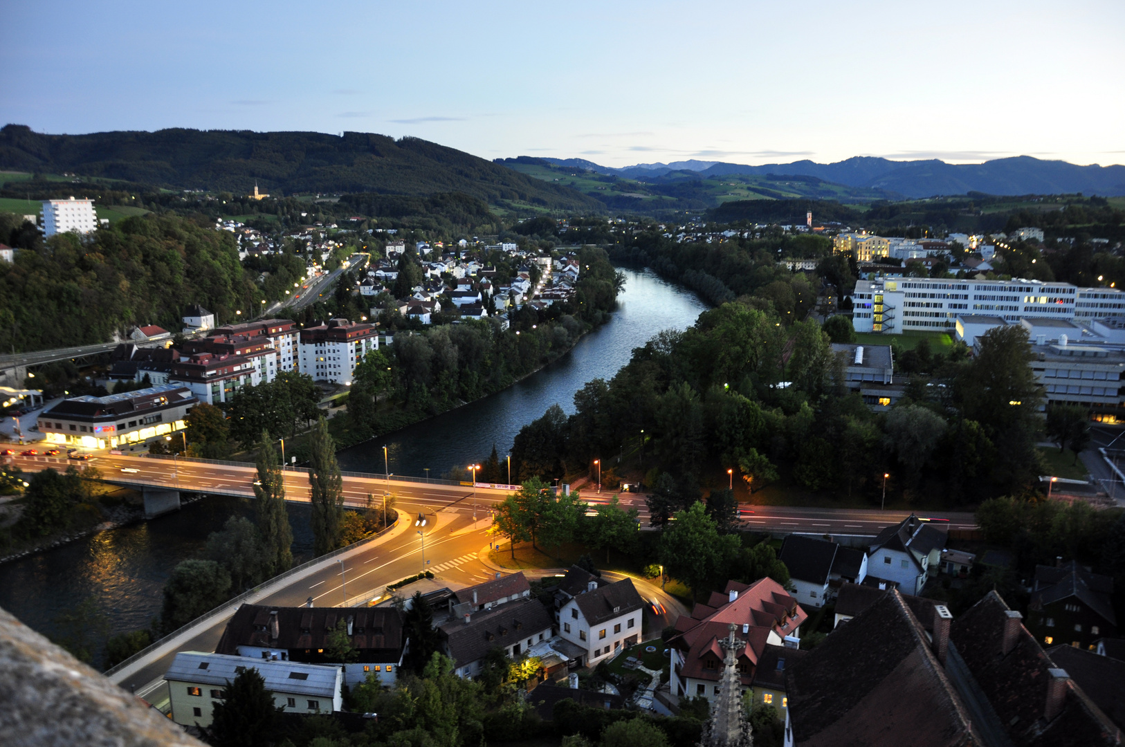 Steyr, Blick vom Stadtpfarrturm nach Süden.