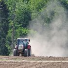 Steyr Traktor bei der Arbeit