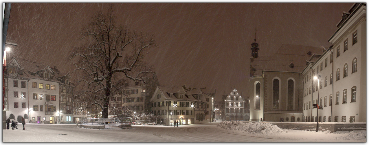 St.Gallen - Gallusplatz im abendlichen Schneegestöber