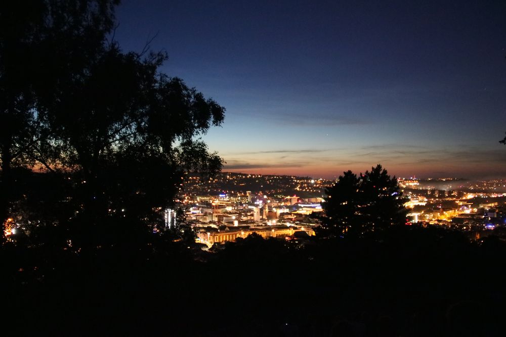 Stgt Panorama bei Nacht