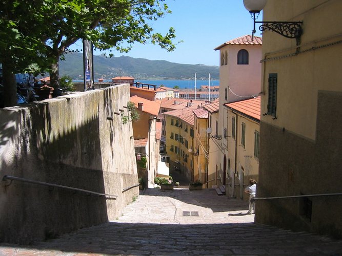 Stiege in Portoferreio / Elba