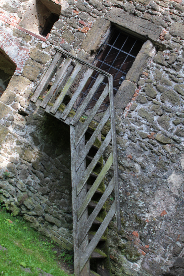 Stiegenaufgang in der Burg GÜSSING