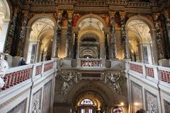 Stiegenhaus im Kunsthistorischen Museum in Wien