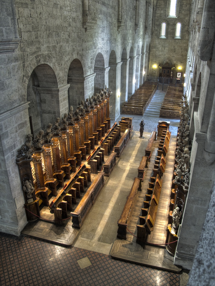 Stift Heiligenkreuz Hochbild