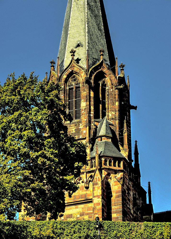 Stiftskirche Aschaffenburg in künstlerischem Graffiti