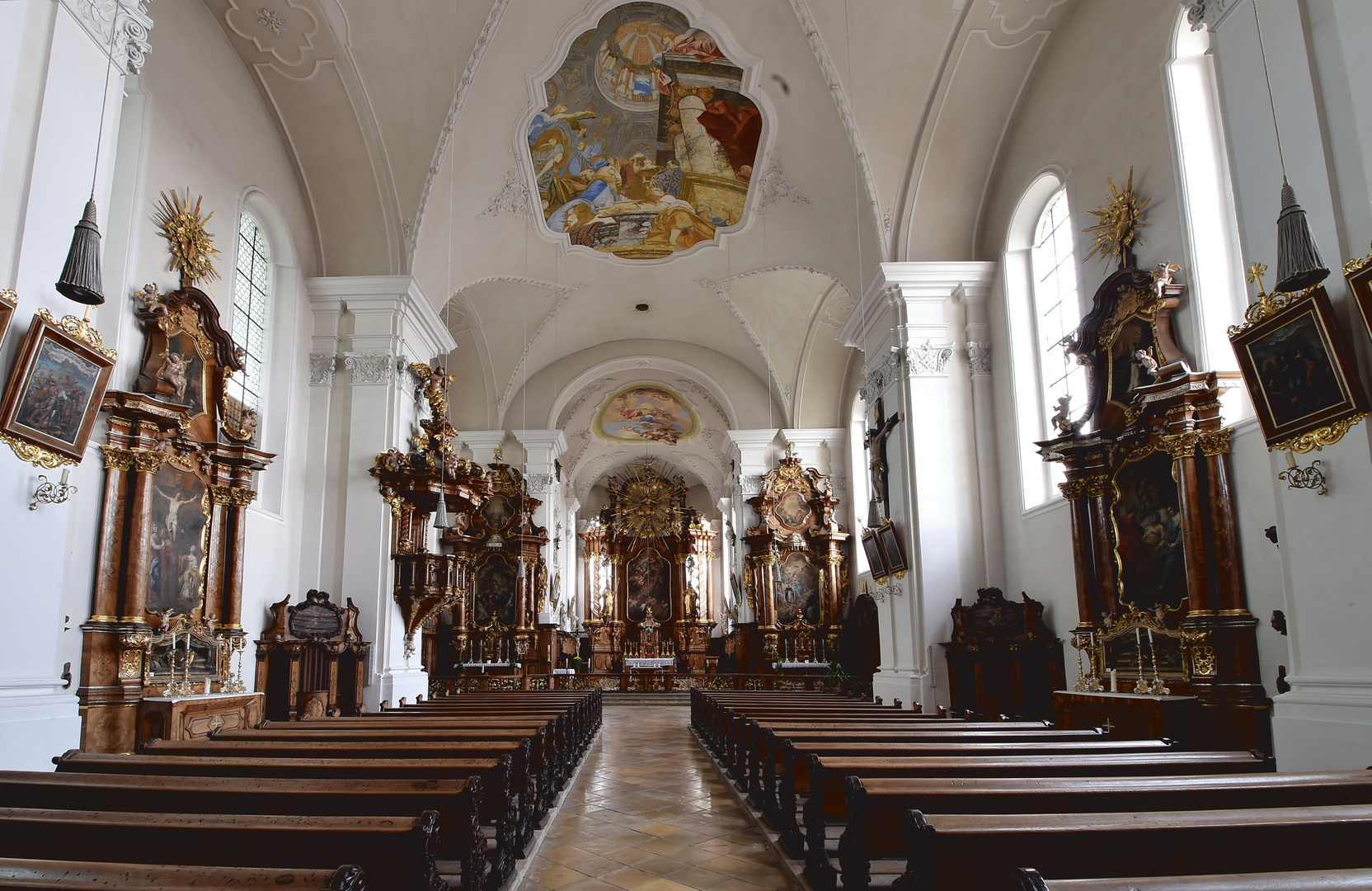 Stiftskirche Mariä Himmelfahrt  Obermedlingen Innenimpression
