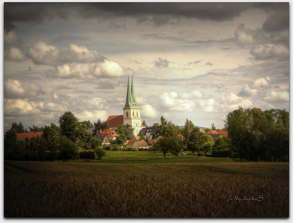 Stiftskirche Sankt Peter und Paul zu Göda / Oberlausitz oder "der Sommer über Deutschland" ;)