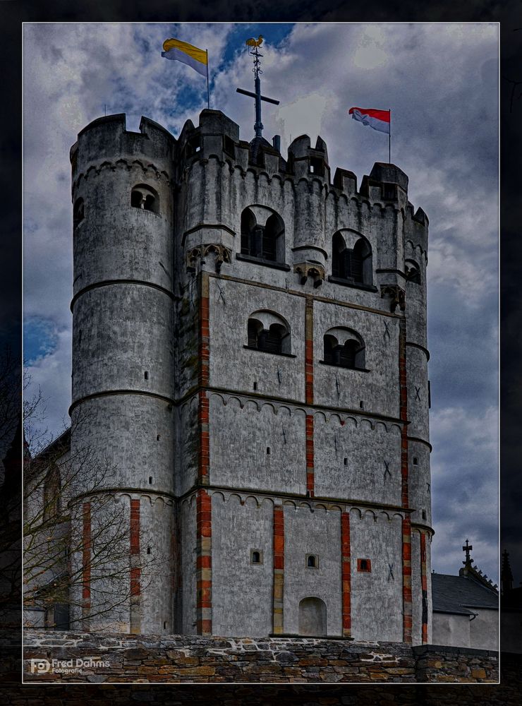 Stiftskirche St. Martin und St. Severus, Münstermaifeld Foto & Bild