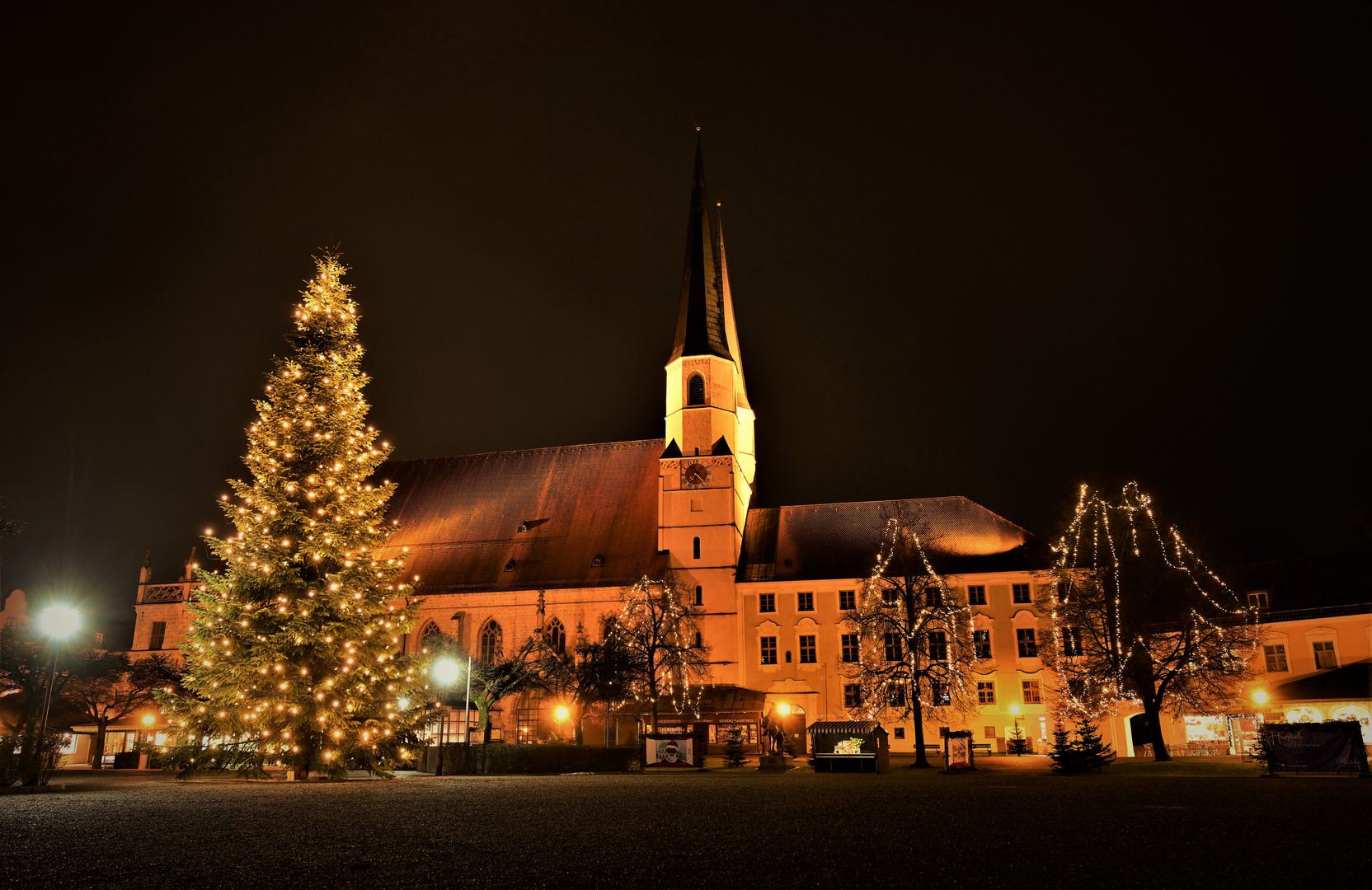 Stiftspfarrkirche St. Phillipus und Jakobus