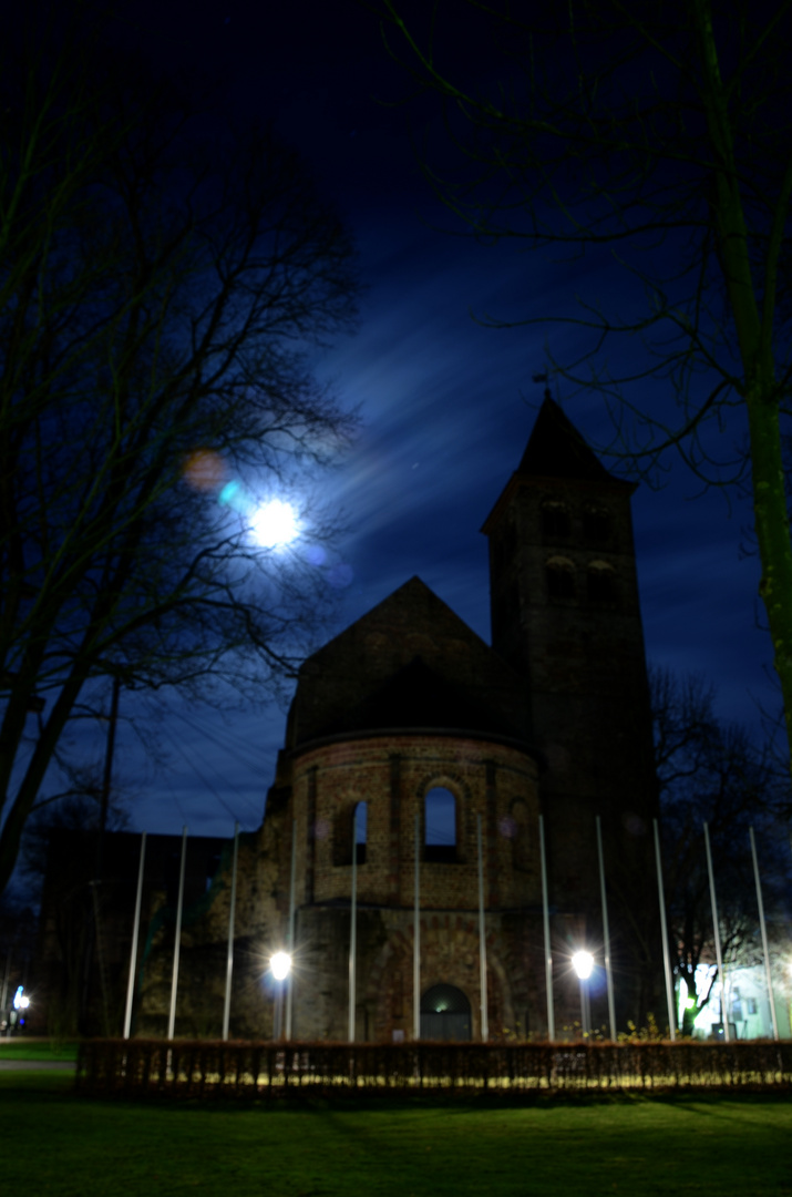 Stiftsruine Bad Hersfeld zur blauen Stunde