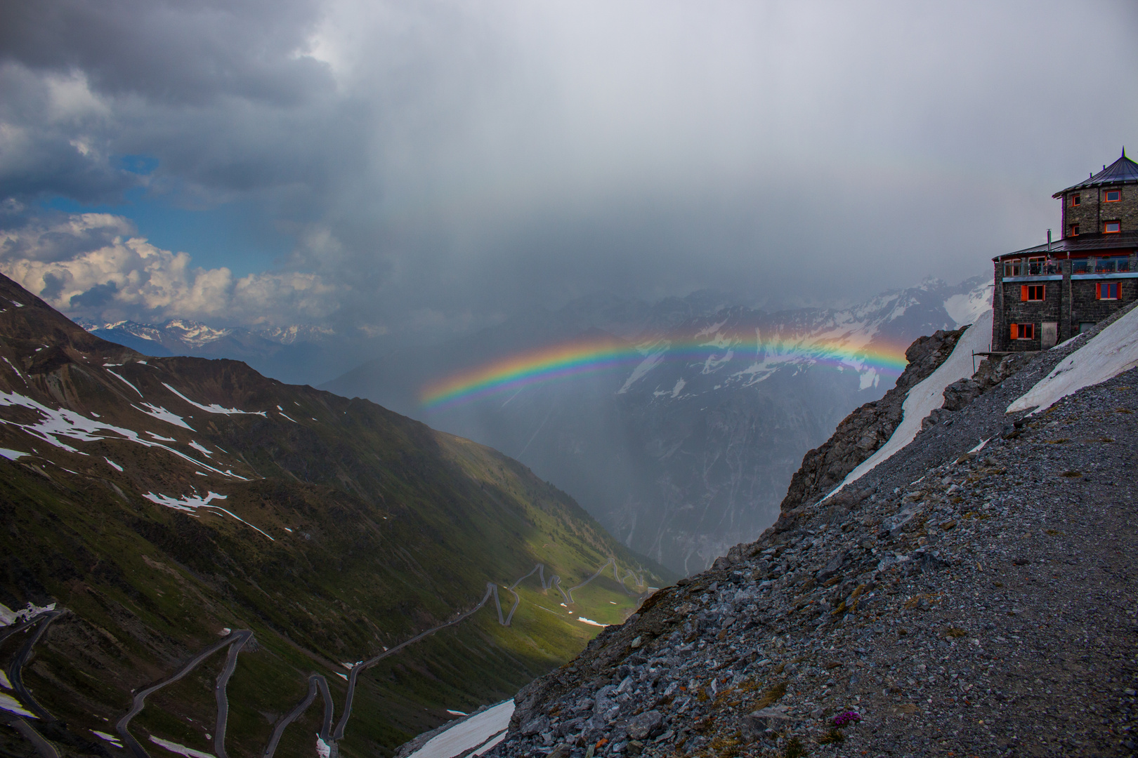 Stilfser Joch bunt überbrückt