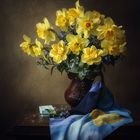 Still life with yellow daffodils