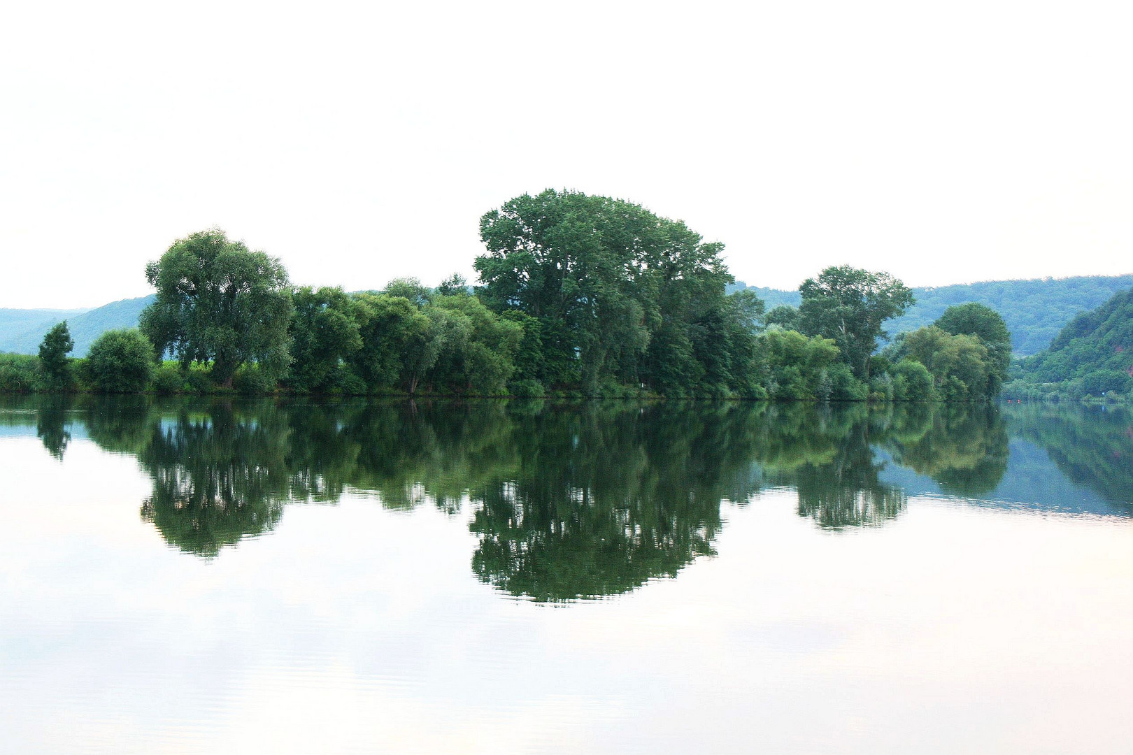 Stille am Fluß