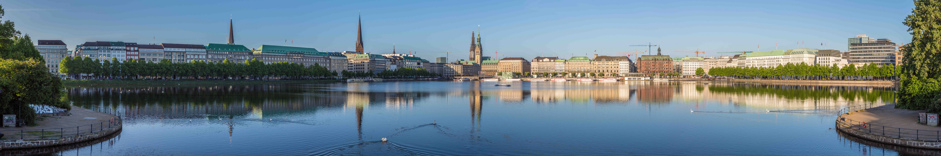 Stille am Sonntag Morgen auf der Binnenlaster