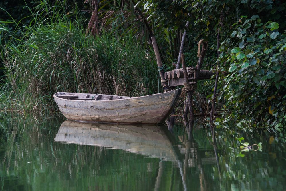 Stille an einem Nebenarm des Mekong