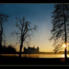 Stille herrscht am eisigen See